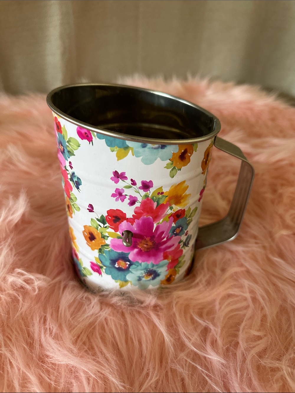 Floral Metal Sifter with Colorful Bouquet Print
Pioneer Woman